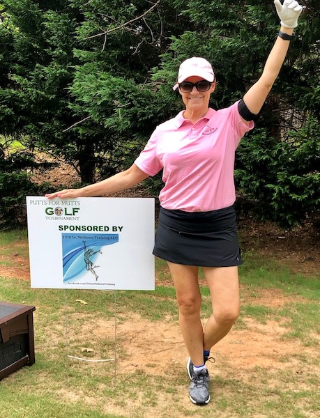 Lisa at Putts for Mutts